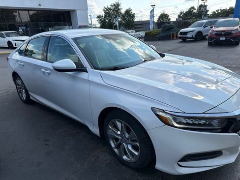 Used 2018 Honda Accord LX image 4