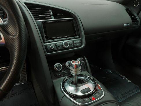 Used 2014 Audi R8 V10 AWD/4WD image 70