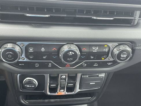 New 2025 Jeep Wrangler Sahara w/ Safety Group AWD/4WD image 19