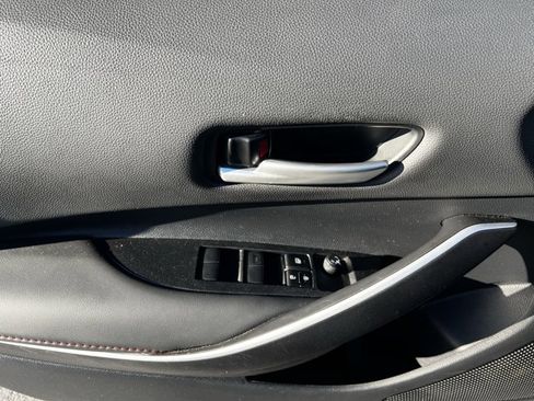 Certified 2025 Toyota Corolla SE image 11