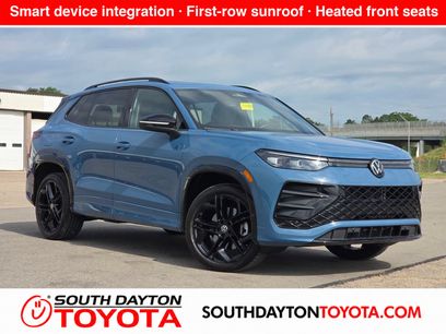 Used 2025 Volkswagen Tiguan SE R-Line