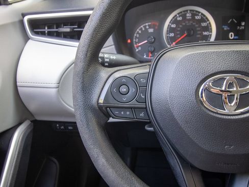 Used 2022 Toyota Corolla Cross L FWD image 31