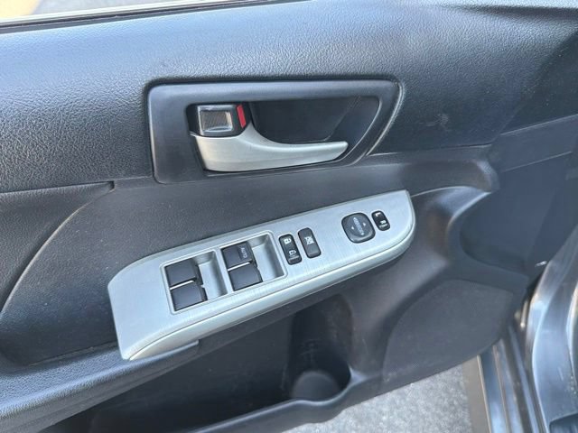Used 2014 Toyota Camry SE FWD image 23