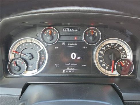 Used 2017 RAM 1500 Laramie AWD/4WD image 13