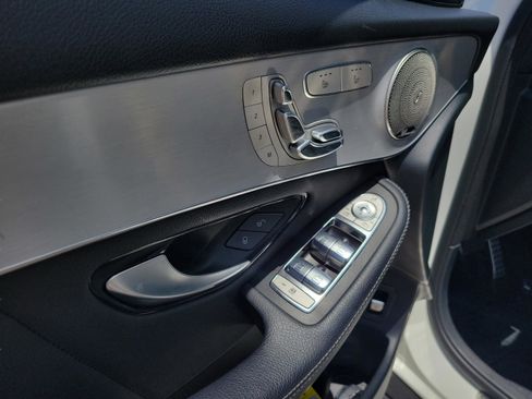 Certified 2021 Mercedes-Benz GLC 300 image 17