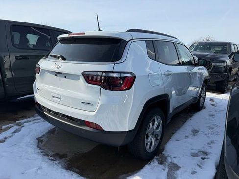 New 2026 Jeep Compass Latitude image 7