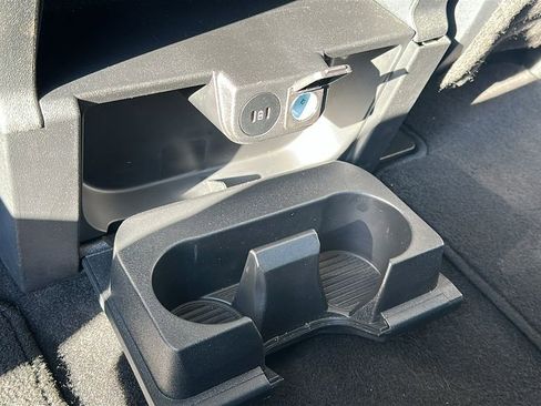 Used 2024 Ford F150 XLT image 27