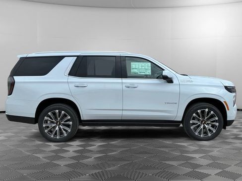 New 2026 Chevrolet Tahoe High Country image 2