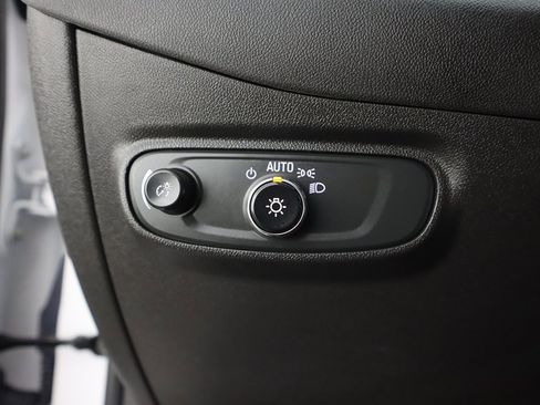 Used 2024 Chevrolet Equinox LS w/ Driver Confidence II Package image 35