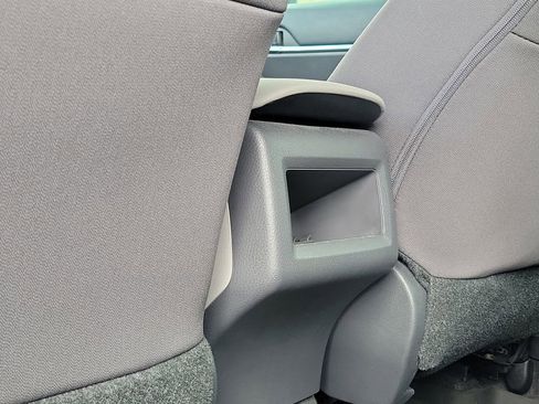 Used 2021 Toyota Camry LE w/ Convenience Package image 14