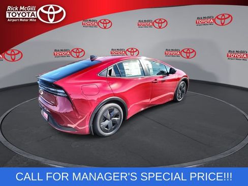New 2026 Toyota Prius Plug-In Hybrid FWD image 8