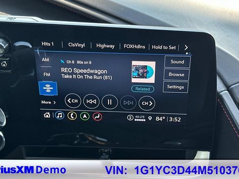 Used 2021 Chevrolet Corvette Stingray Premium Conv w/ Z51 Performance Package RWD image 26