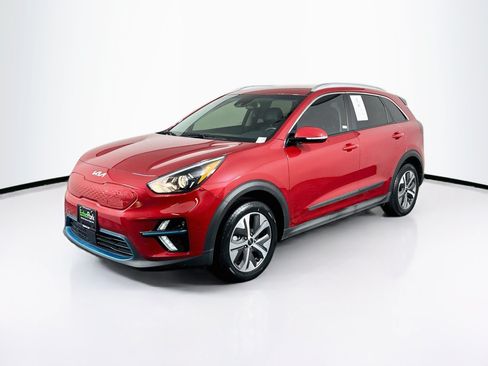 Used 2022 Kia Niro EX FWD image 3