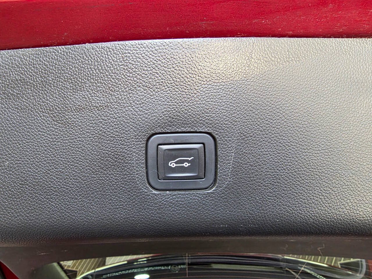 Used 2019 Chevrolet Traverse LT FWD image 31