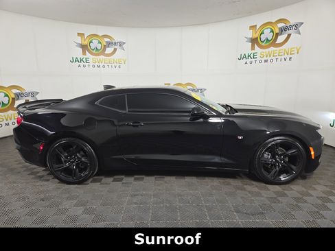 Certified 2022 Chevrolet Camaro LT image 10