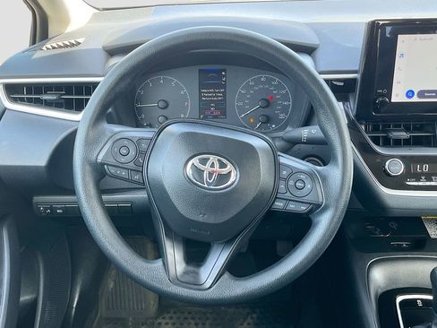 Used 2025 Toyota Corolla LE w/ LE Premium Package FWD image 11