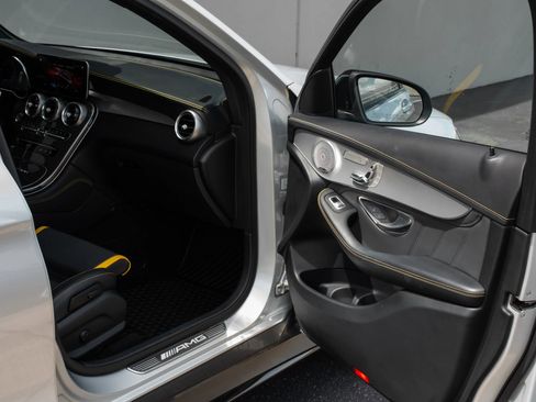 Used 2020 Mercedes-Benz GLC 63 AMG 4MATIC image 19
