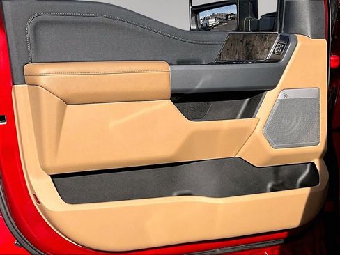 Used 2024 Ford F250 Lariat w/ Tremor Off-Road Package image 21