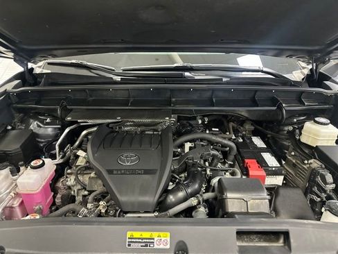 Used 2023 Toyota Highlander L FWD image 24