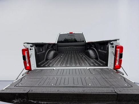 New 2026 Ford F250 Lariat w/ Tremor Off-Road Package AWD/4WD image 20