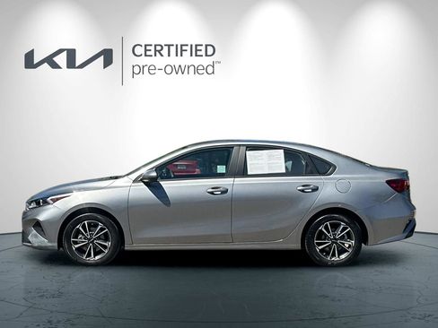 Certified 2023 Kia Forte LXS FWD image 7