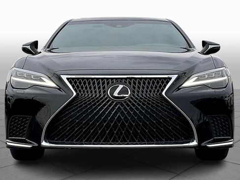Used 2022 Lexus LS 500 w/ Accessory Package (Z1) image 4