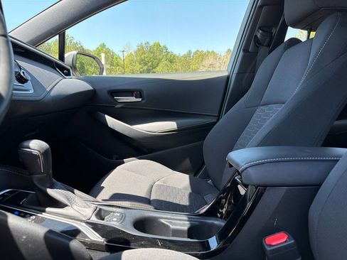 Used 2019 Toyota Corolla SE w/ SE Option Package FWD image 16
