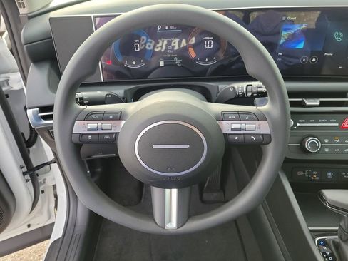 Used 2026 Hyundai Tucson SE image 16