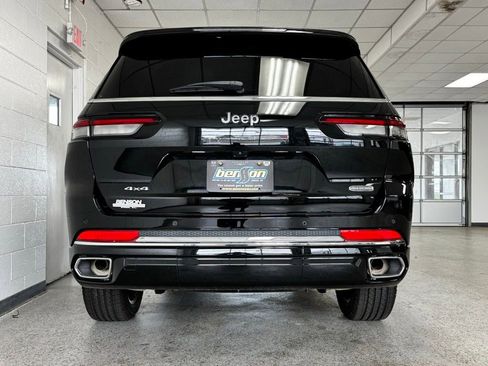 Certified 2023 Jeep Grand Cherokee L Overland AWD/4WD image 6