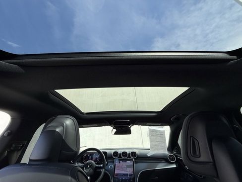 Used 2024 Mercedes-Benz C 300 Sedan image 7