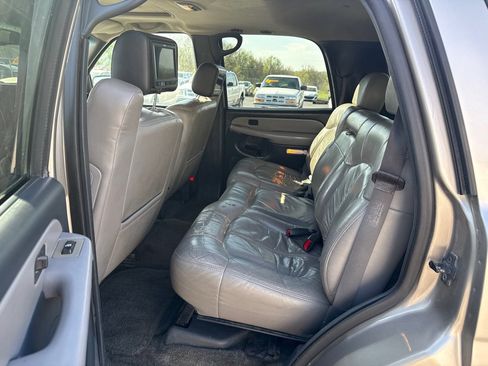 Used 2001 Chevrolet Tahoe LT w/ LT Preferred Equipment Group image 10