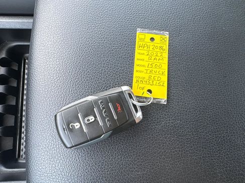 Used 2022 RAM 1500 Big Horn AWD/4WD image 34