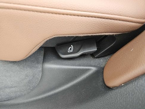 Used 2019 Audi Q5 2.0T Premium Plus w/ Premium Plus Package image 32