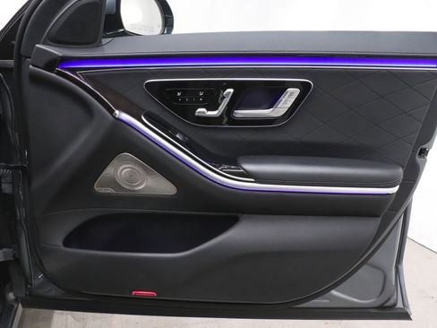 Used 2021 Mercedes-Benz S 580 4MATIC Sedan image 13