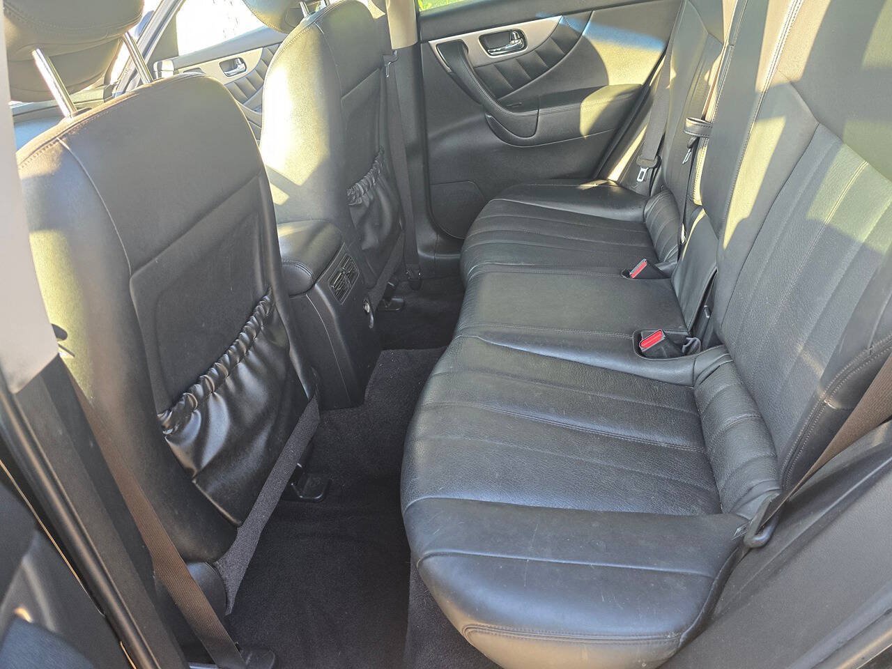 Used 2015 INFINITI QX70 AWD w/ Premium Package image 20