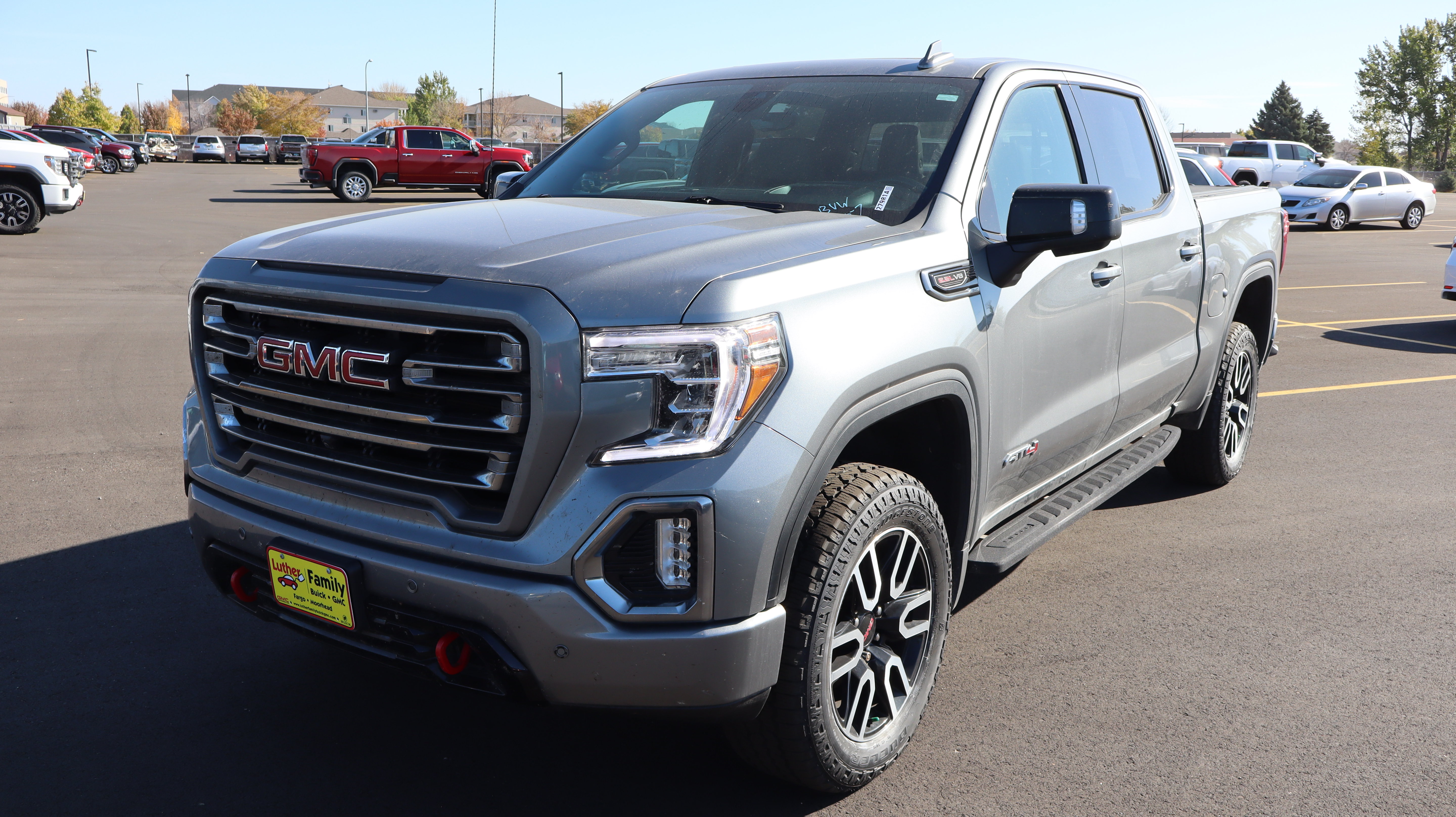 Used 2021 GMC Sierra 1500 AT4 w/ AT4 Premium Package AWD/4WD image 3