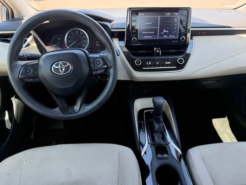 Used 2021 Toyota Corolla LE w/ Carpet Mat Package (TMS) FWD image 12