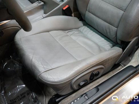 Used 2002 Porsche 911 Carrera 4 image 22