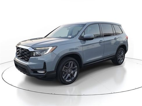 Used 2023 Honda Passport EX-L image 3