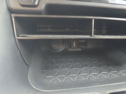 Used 2020 Toyota RAV4 LE w/ All Weather Liner Package FWD image 25