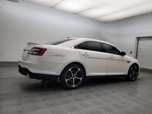 Used 2016 Ford Taurus Limited w/ Equipment Group 301A image 10