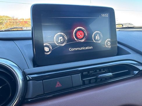 Used 2018 MAZDA MX-5 Miata RF Grand Touring image 10