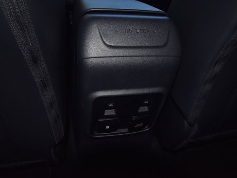 Used 2023 Ford Bronco Wildtrak image 19