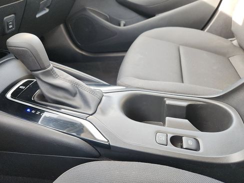 Used 2023 Toyota Corolla LE image 20