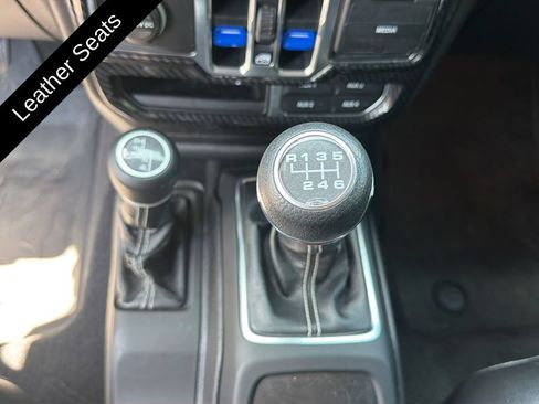 Used 2020 Jeep Wrangler Unlimited Sahara AWD/4WD image 20