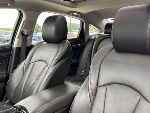 Used 2017 Buick LaCrosse Premium w/ Driver Confidence Package #2 FWD image 12
