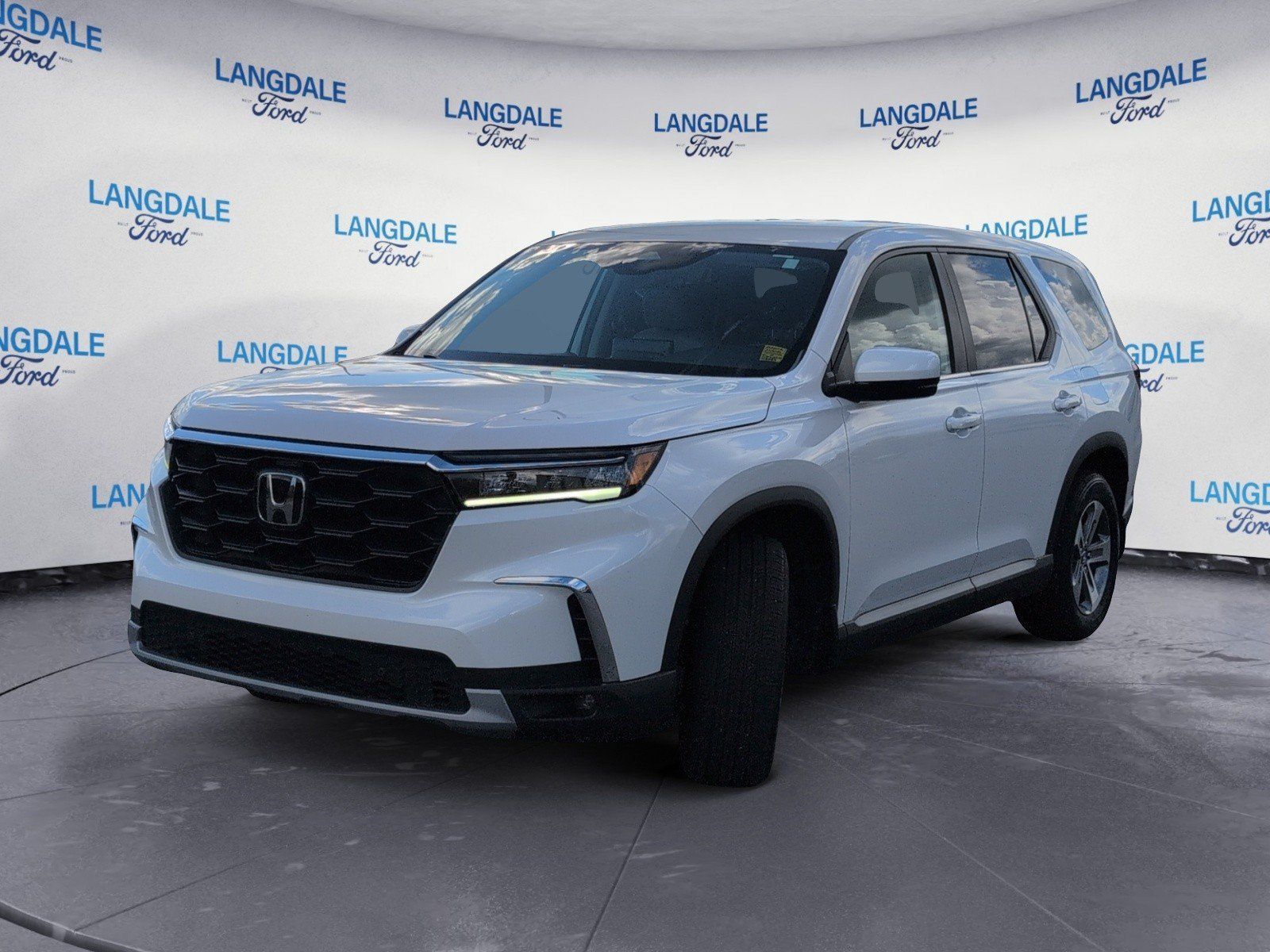 Used 2024 Honda Pilot EX-L image 11