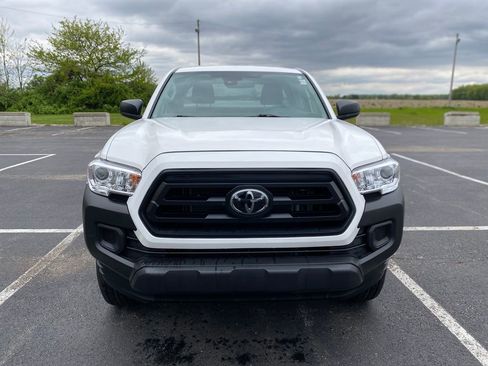 Used 2021 Toyota Tacoma SR RWD image 2