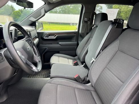 Used 2025 Chevrolet Silverado 1500 RST RWD image 5