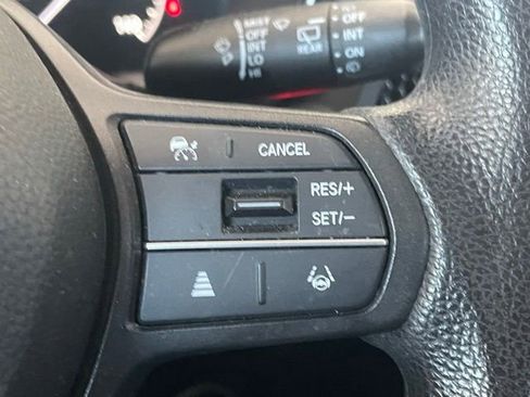 Used 2023 Honda CR-V LX image 10